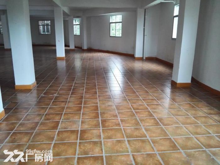 北峰招联社区北渠边二楼厂房出租